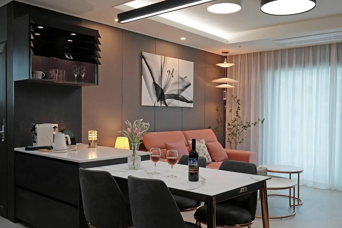 Hotel Elmomento Osiria Busan
