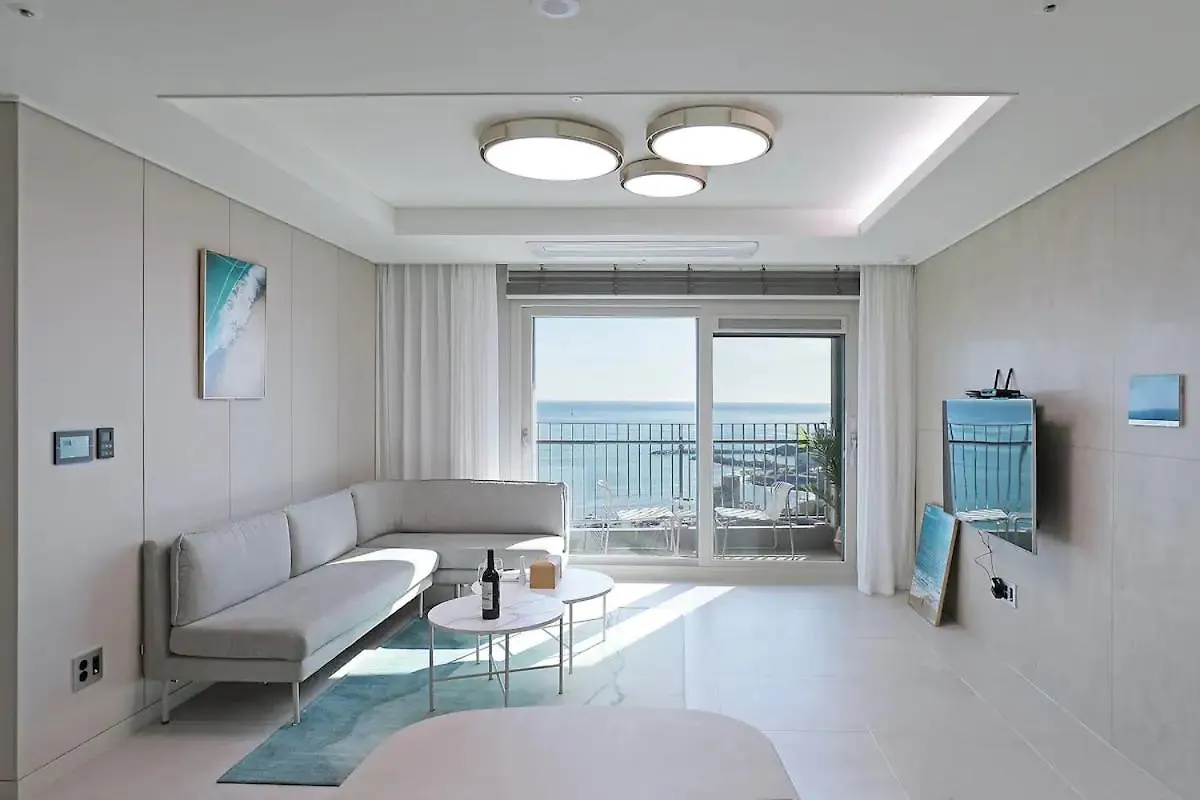Elmomento Osiria Hotel Busan 0*,